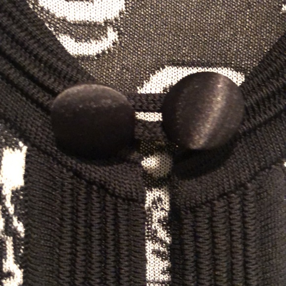 Neiman Marcus Exclusive evening sweater. Size M - Picture 2 of 6